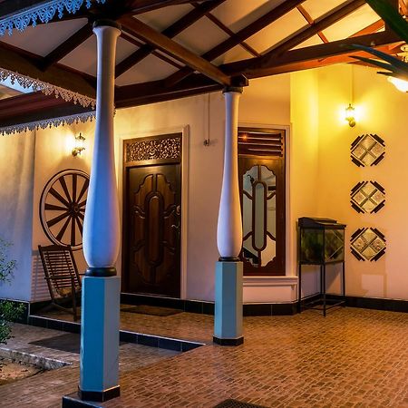 Summer Valley Boutique Villa Unawatuna Buitenkant foto