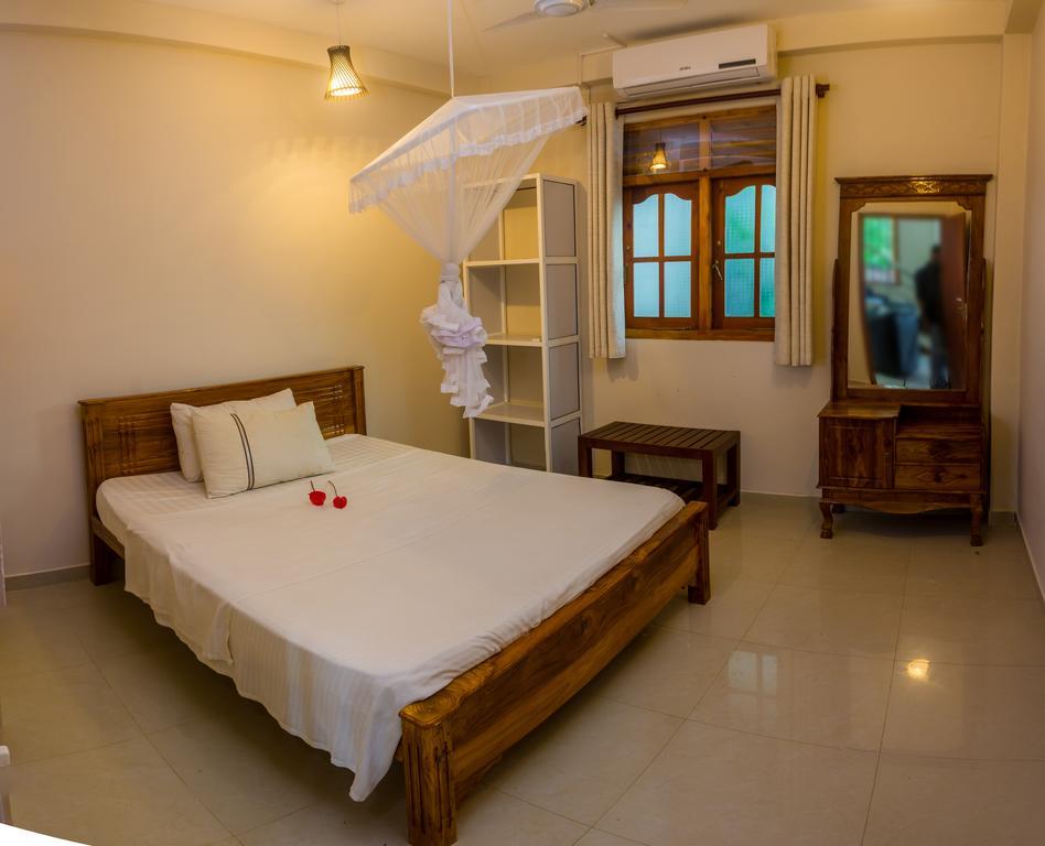 Summer Valley Boutique Villa Unawatuna Buitenkant foto