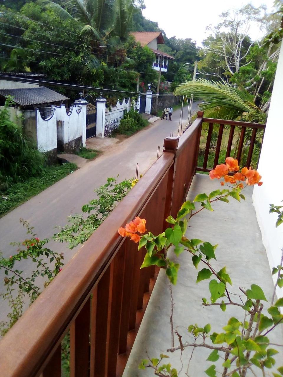 Summer Valley Boutique Villa Unawatuna Buitenkant foto